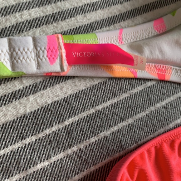 Maillot Victoria secret - Picture 2 of 2